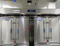 大型食堂廚具廚房設備廠家告訴你廚房水蒸氣大會對油煙凈化器產(chǎn)生影響嗎